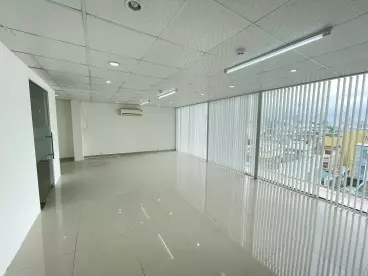 Văn phòng mặt tiền Hoàng Văn Thụ 75m2 giá chỉ 22 Triệu / th-anh-1
