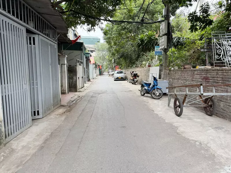 Chỉ với 7 tỷ nhận ngay 40m2 nhà 3,5 tầng 3 mặt thoáng tại ngõ 2 Ngọc Thụy - Gần đường Hồng Tiến-anh-2