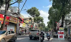 CHÍNH CHỦ CẦN BÁN CHDV 4 TẦNG - HXH NGAY NHÀ THỜ XÓM CHIẾU, TRƯỜNG HỌC ĐINH BỘ LĨNH, UBND PHƯỜNG-anh-3