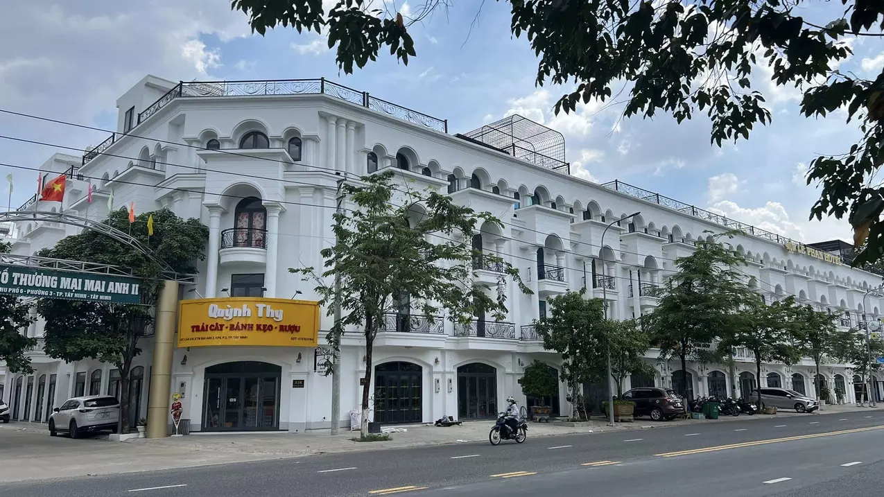 CHÍNH CHỦ CẦN BÁN GẤP DÃY NHÀ PHỐ MẶT TIỀN ĐƯỜNG TRƯỜNG CHINH P3 TP TÂY NINH-anh-1