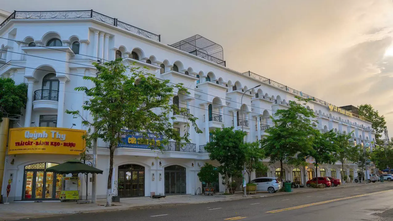 CHÍNH CHỦ CẦN BÁN GẤP DÃY NHÀ PHỐ MẶT TIỀN ĐƯỜNG TRƯỜNG CHINH P3 TP TÂY NINH-anh-3