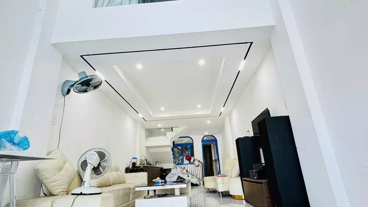 CHÍNH CHỦ CẦN BÁN GẤP MẶT TIỀN KD ĐƯỜNG 2 THÁNG 9 - 4 TẦNG GIÁ CHỈ NHỈNH 8 TỶ-anh-6