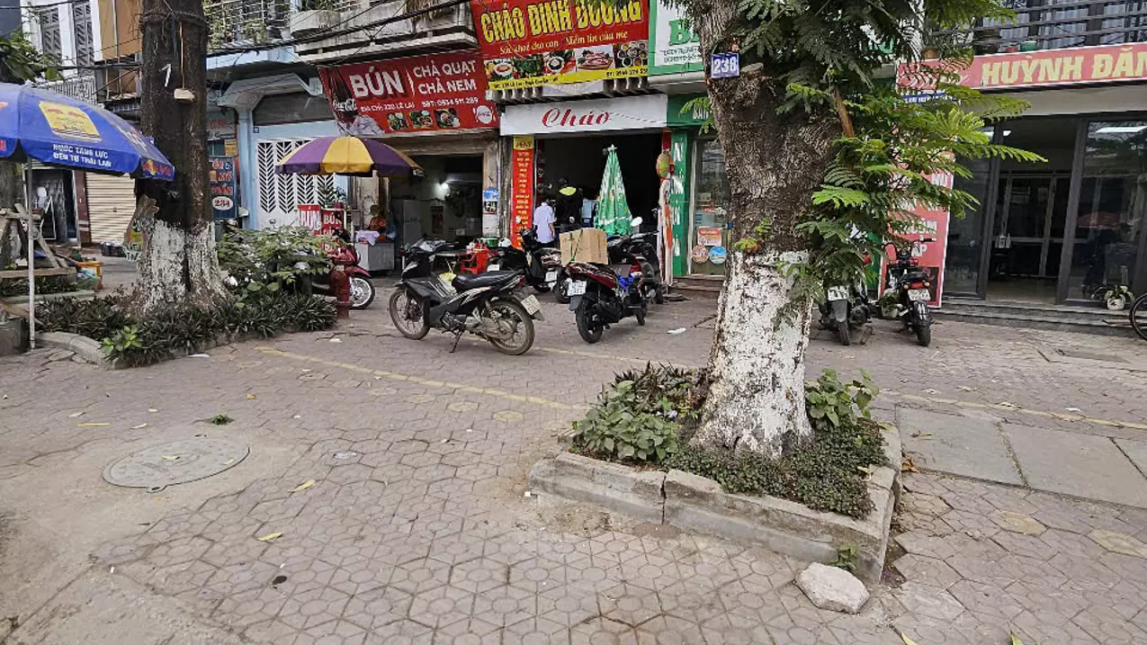 Chính chủ cần tiền bán nhanh căn nhà mặt đường số 228 Lê Lai-anh-2