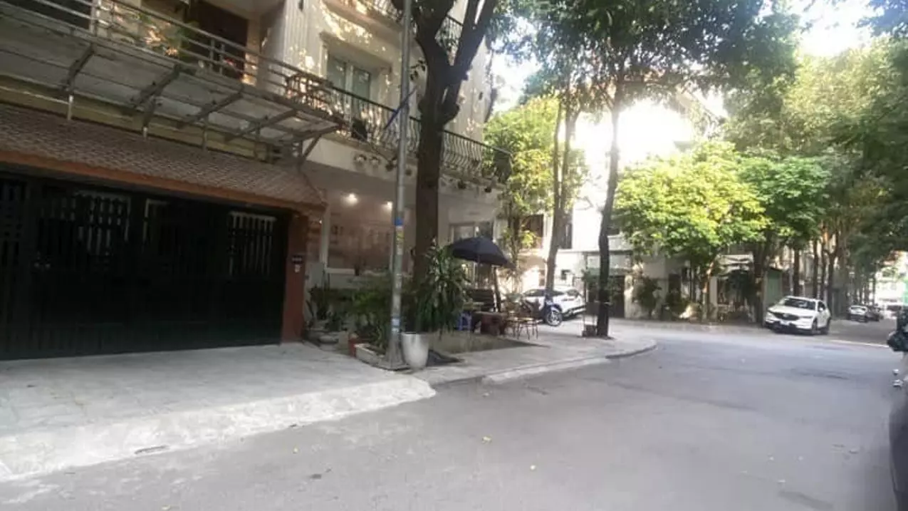 Chính chủ cần tiền cho con du học gửi bán liền kề dịch vụ Đồng Đế vị trí đắc địa, view công viên,-anh-3