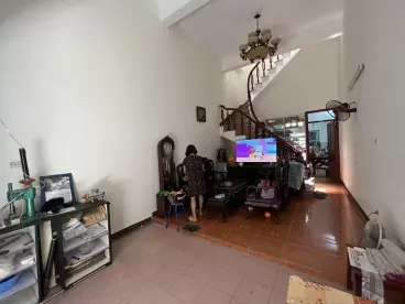 Bán nhà Đội Cấn 4 tầng, 51m vuông cách mặt phố 15m, giá 9 tỷ 500 triệu-anh-9