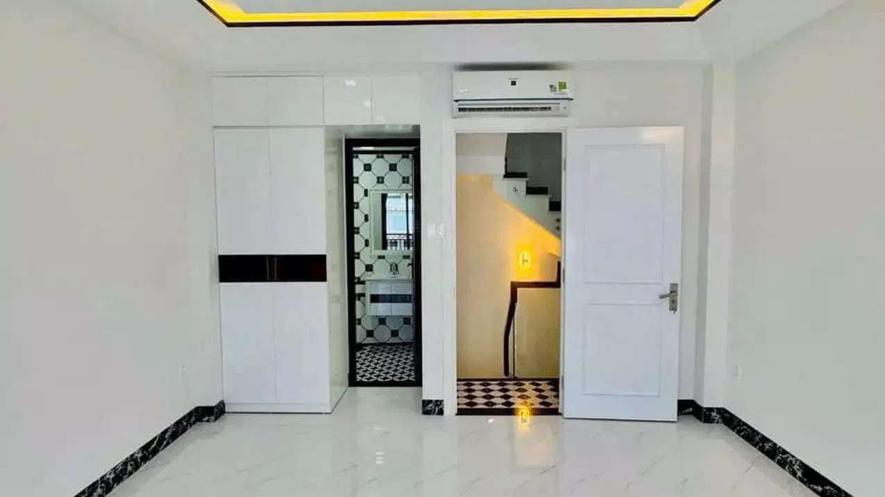 Chính chủ cho thuê nhà Nguyễn Thái Bình Tân Bình 5 phòng ngủ 1T3L 20tr-anh-4