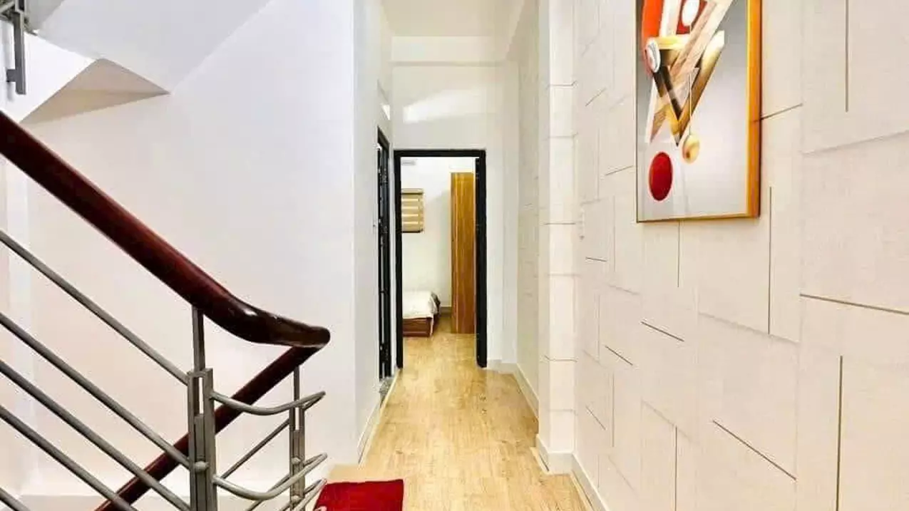 Chính chủ cho thuê NNC Nguyễn Trãi, Phường Nguyễn Cư Trinh, Quận 1, Hẻm oto, 3 tầng, Ngang 3m, Dài-anh-3