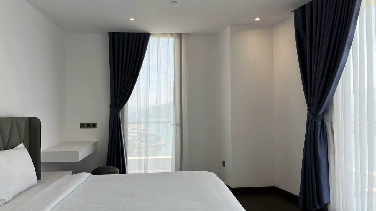CHO THUÊ CĂN GÓC HILTON 5 PHÒNG NGỦ VIEW SÔNG HÀN - GIÁ 35 TRIỆU / THÁNG.-anh-4