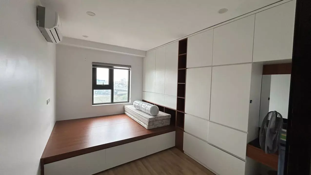 CHO THUÊ CĂN HỘ CHUNG CƯ INTRACOM NHẬT TÂN – VIEW CẦU FULL NỘI THẤT – VÀO Ở NGAY-anh-3