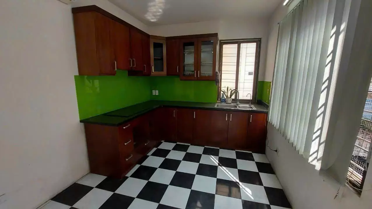 Cho thuê căn tập thể phố Chùa Bộc,100m2, 3pn, đủ nội thất, giá 12tr/tháng-anh-3