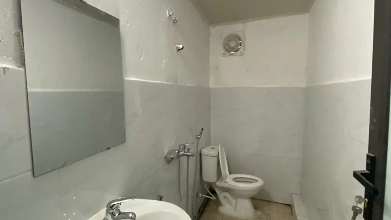 CHO THUÊ KHO LONG BIÊN – 150M² – XE TẢI VÀO TẬN KHO-anh-3