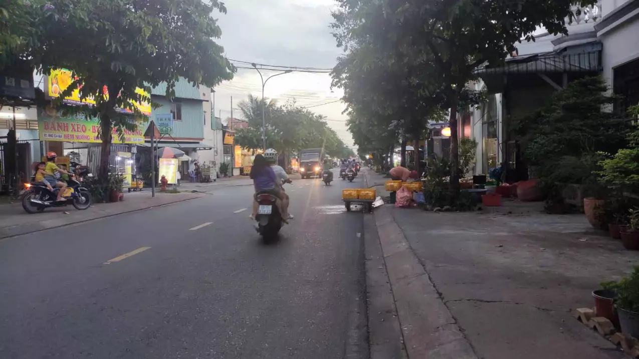 Cho Thuê kho Xưởng Lam May 120m Giá 10tr/tháng Trung Mỹ Tây Quận 12  Đường xe tải lớn gần GV Tân-anh-3