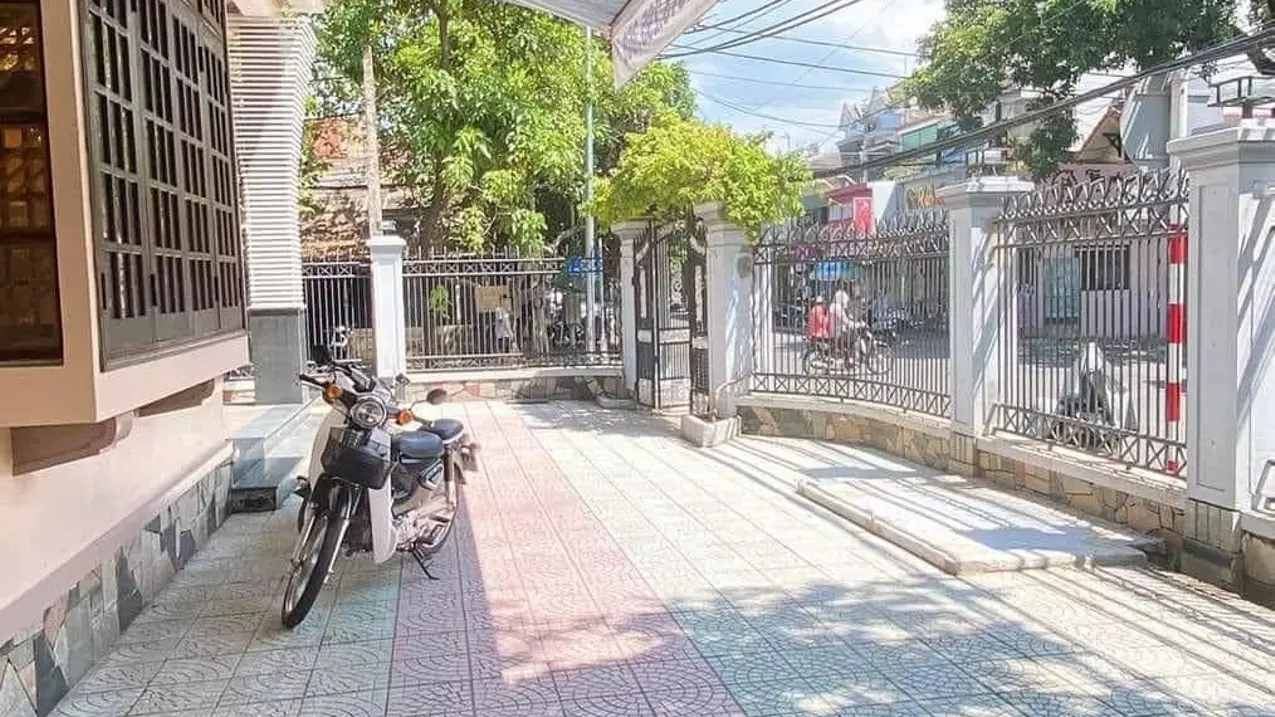 Cho thuê Lô góc 2 mặt tiền nhà 2 tầng nội thành TTTP Huế-anh-2
