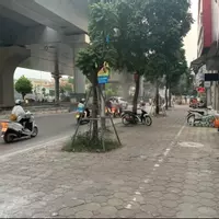 Cho thuê cửa hàng 25m2 mặt đường Trường Chinh, ngang 3.5m, vỉa hè rộng-anh-6