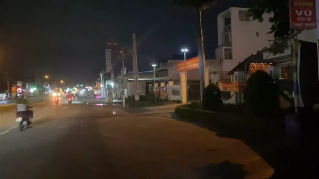 Cho thuê mặt bằng kinh doanh mặt tiền DT742, vị trí đẹp, phù hợp đa ngành nghề-anh-2