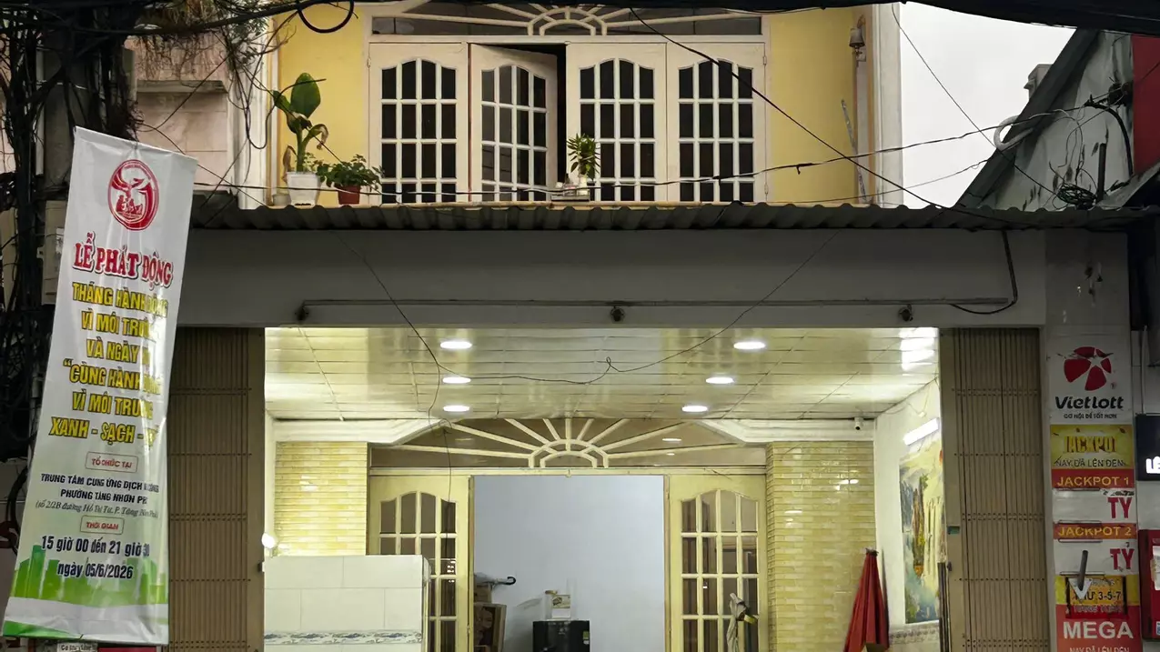 CHO THUÊ MẶT BẰNG KINH DOANH MẶT TIỀN ĐƯỜNG LÊ VĂN VIỆT – VỊ TRÍ ĐẸP, KHU VỰC SẦM UẤT-anh-1