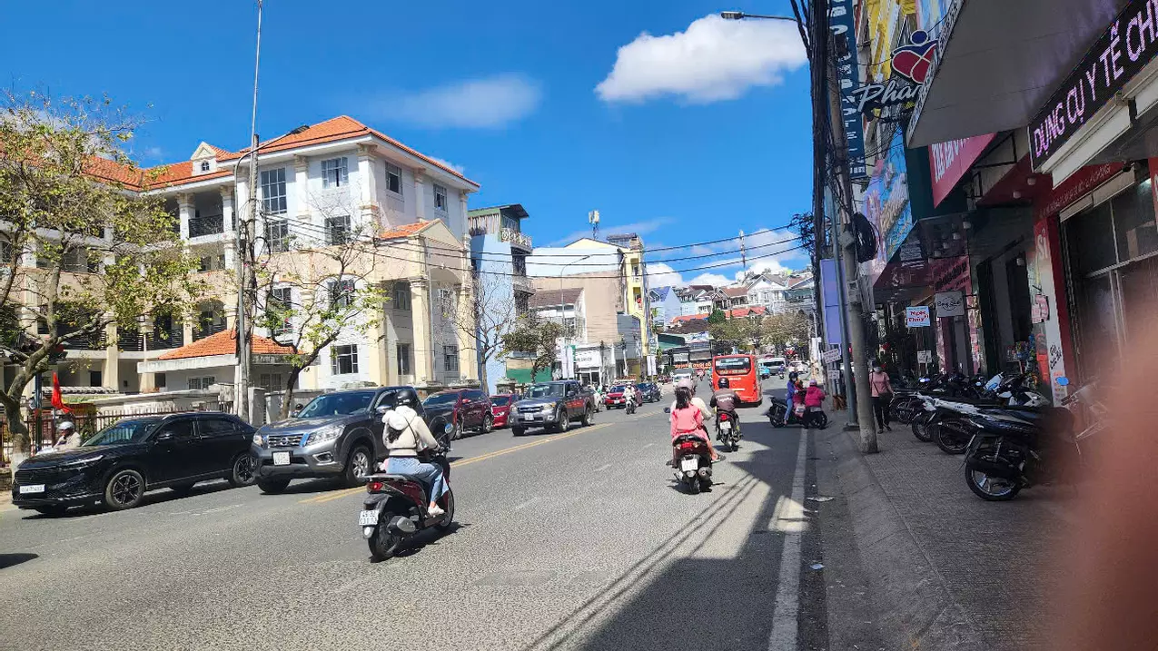 CHO THUÊ MẶT BẰNG MẶT TIỀN ĐƯỜNG Ô TÔ 1 TRỆT 1 LẦU ĐƯỜNG 3/2 P1 ĐÀ LẠT 24TR/THÁNG-anh-3