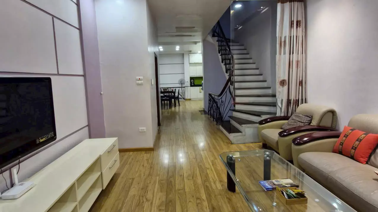 Cho thuê MBKD phố Chùa Láng Huỳnh TK Đống Đa đoạn giữa phố phù hợp thời trang nhà hàng cafe spa-anh-3