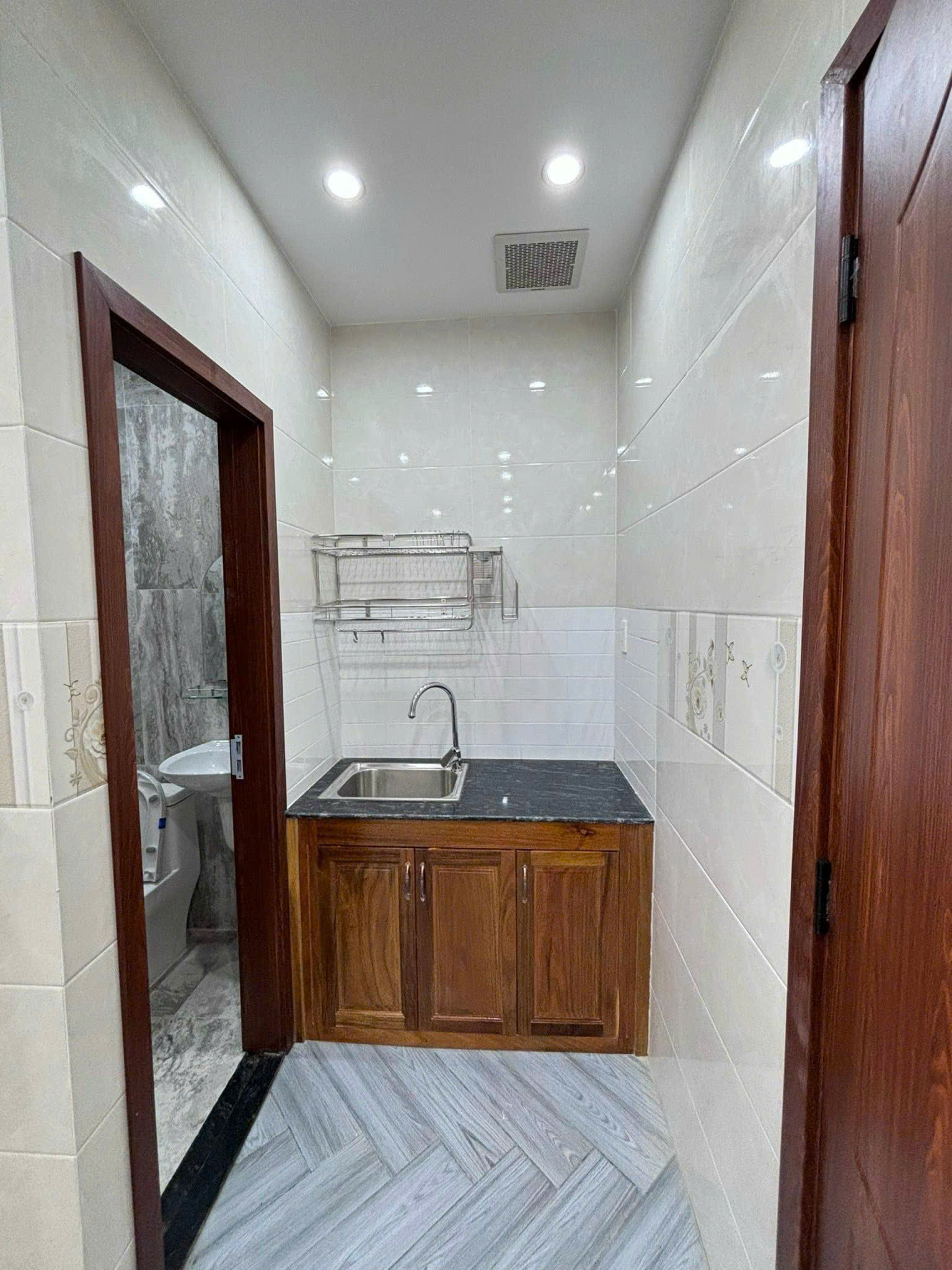 CHO THUÊ MINIHOUSE MỚI XÂY ĐƯỜNG SỐ 4 NVC FULL NỘI THẤT-anh-3