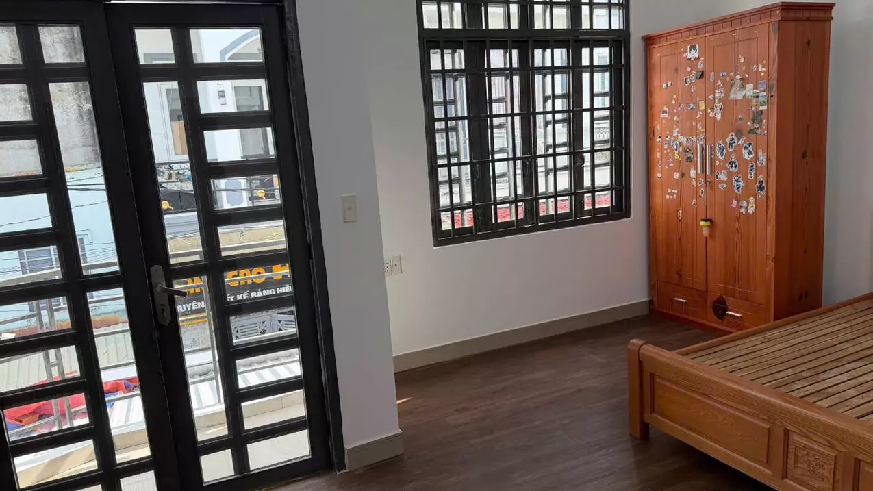 Cho thuê Nhà 1 trệt 1 lầu Đường 50 HBC liền kề PVĐ giá 9 triệu. Sẵn máy lạnh 2PN-anh-4
