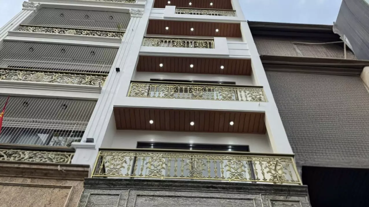 Cho thuê nhà, 101m2- 5T, Trung Hòa, Vũ Phạm Hàm, Trần Kim Xuyến -24 tr-anh-1