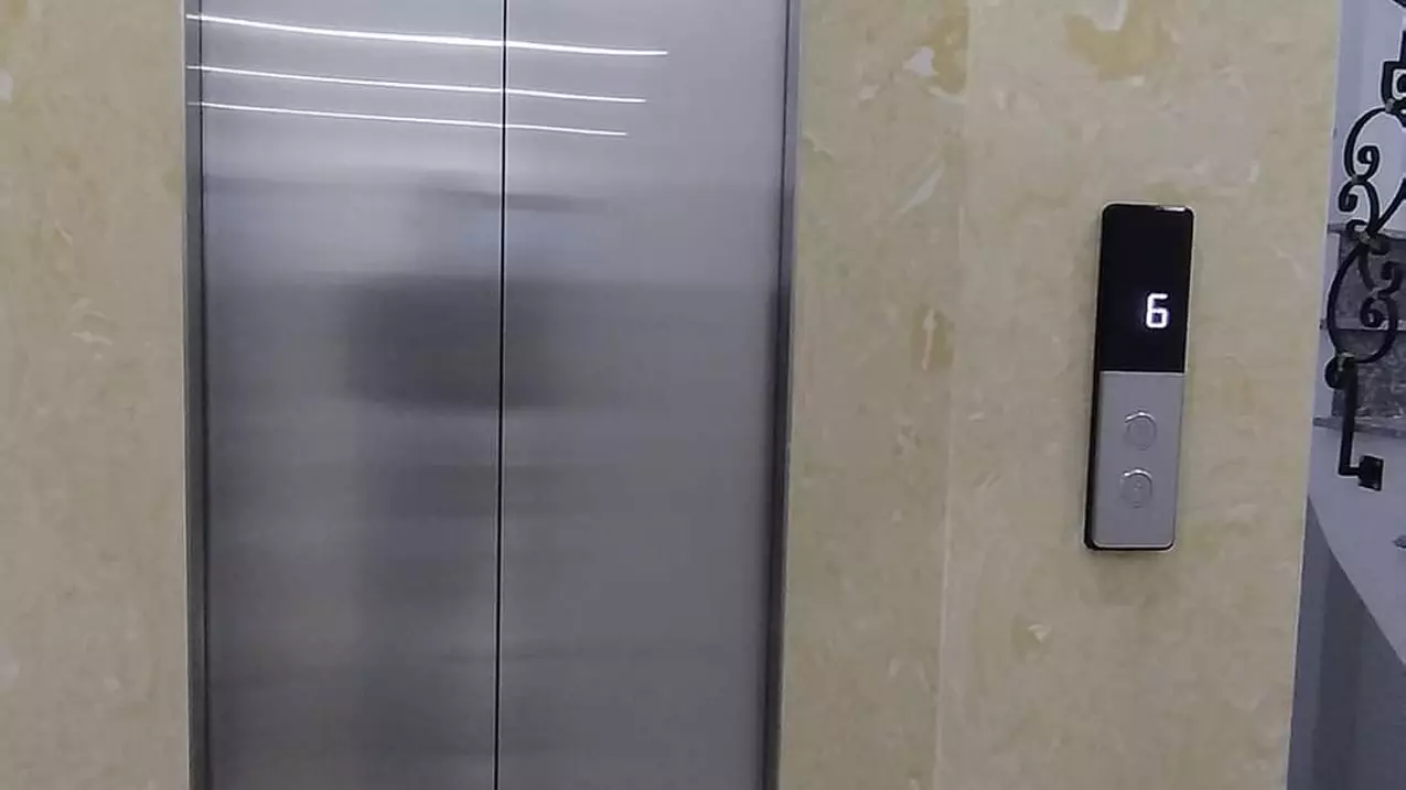 Cho thuê nhà, 101m2- 5T, Trung Hòa, Vũ Phạm Hàm, Trần Kim Xuyến -24 tr-anh-4