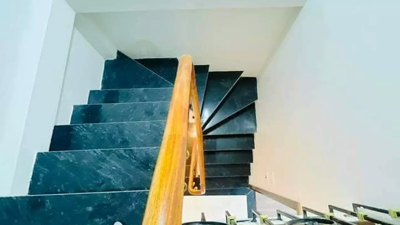 Cho thuê nhà, 133m2_ 6T; Hoàng Quốc Việt, Tô Hiệu, Nghĩa Tân -76 tr-anh-3