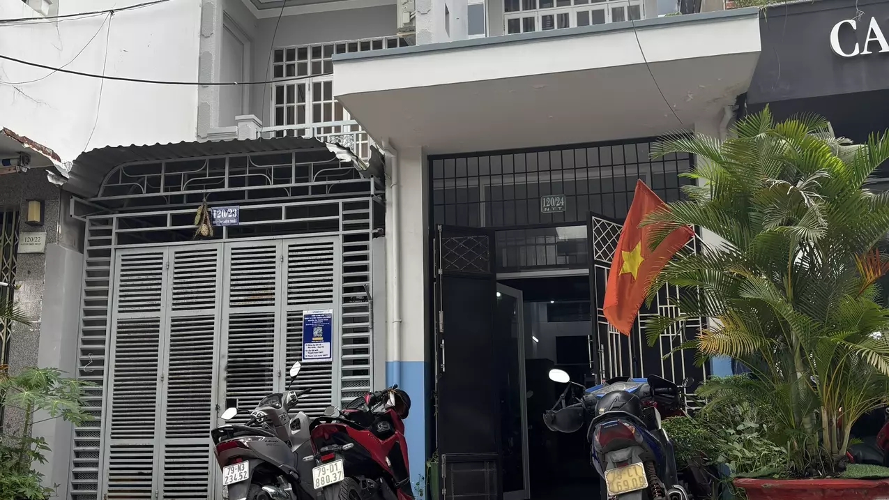 CHO THUÊ NHÀ 3 TẦNG KHU PHỐ TÂY:
Diện tích: 82m2  - Giá thuê : 35 triệu/ tháng - 
Lh : 0905724084-anh-1