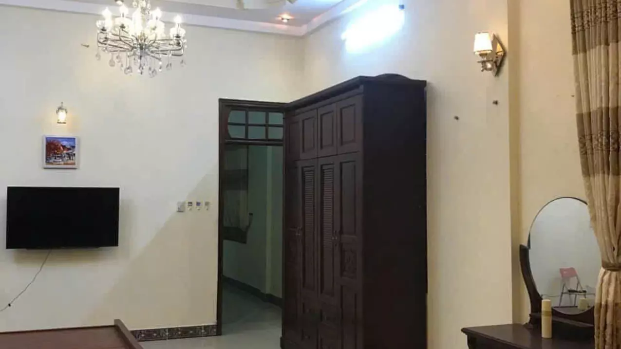 Cho thuê nhà 3 tầng kiệt ô tô BÀ TRIỆU, 7 phòng ngủ.-anh-1