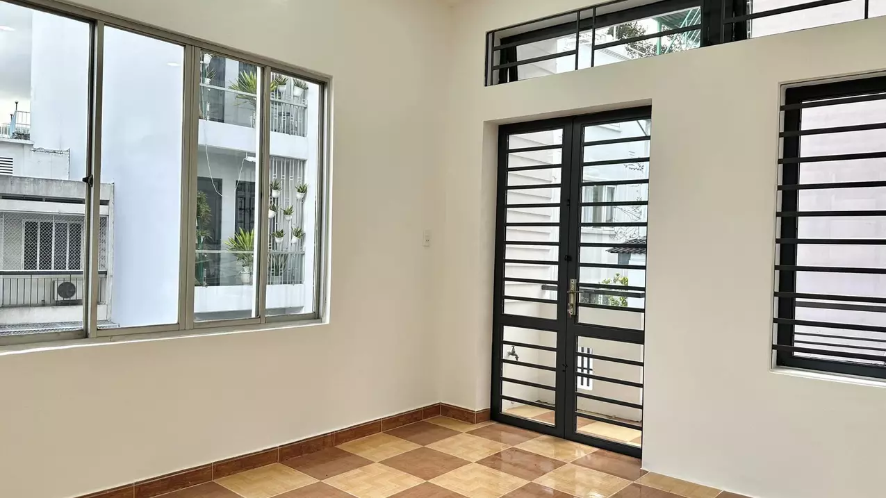 Cho thuê nhà 33m2, 2 tầng xinh xắn, thuận tiện cho kinh doanh - Vị trí đắc địa gần nhà Hát lớn,-anh-3