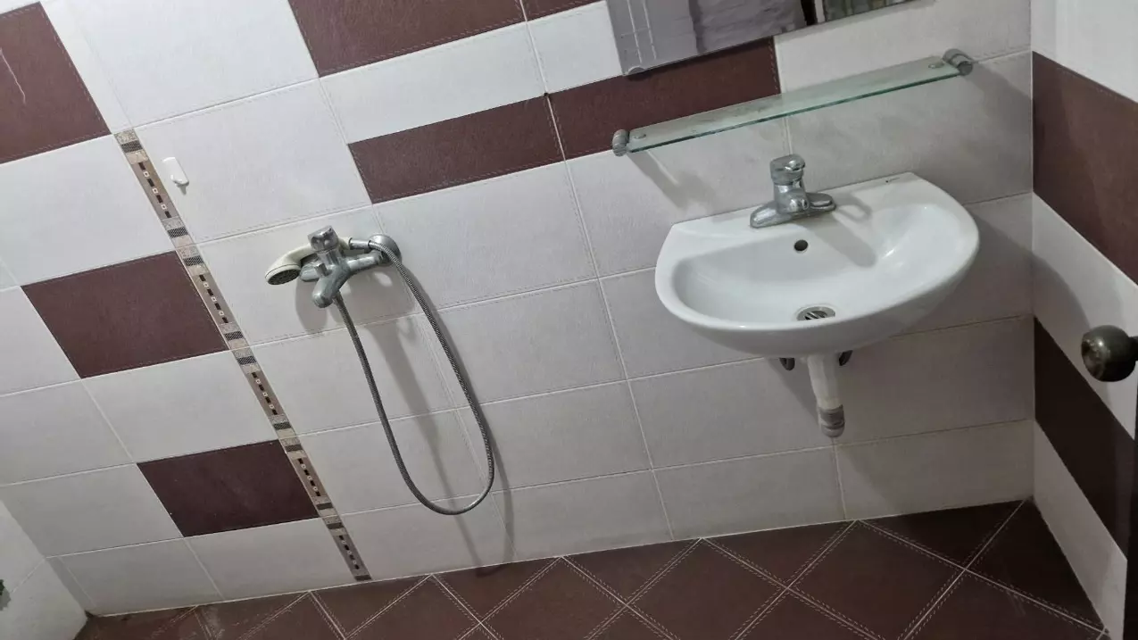 Cho thuê nhà 4 tầng + 1 tum làm văn phòng tại Thái Hà, Đống Đa – ô tô vào tận cửa-anh-2