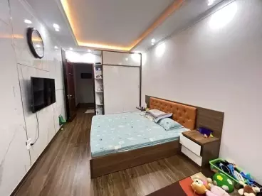 Chính Chủ Cần Bán Gấp Nhà Đẹp Trần Thái Tông - 35m2 - 5T - MT 3m2 Full Nội Thất - 4,12 tỷ (có thương lượng)-anh-2