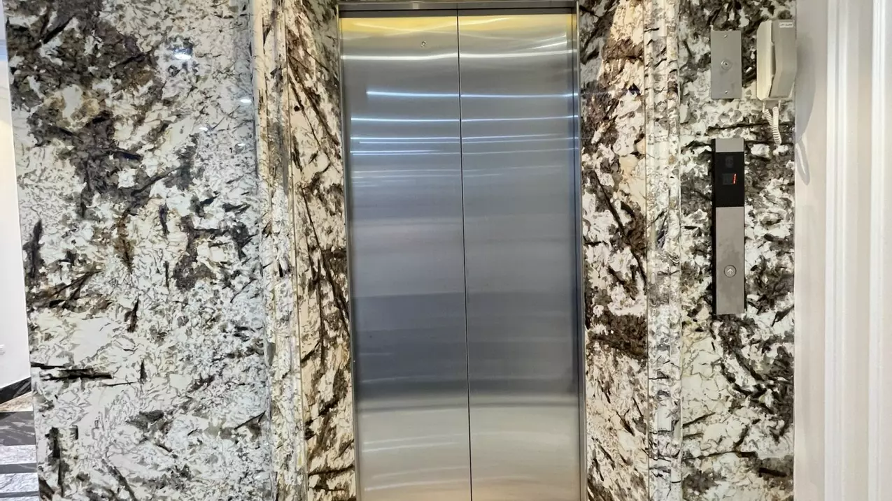 Cho thuê nhà, Chùa Bộc, Phạm Ngọc Thạch, THANG MÁY, 316m2x 4T -63 tr-anh-3