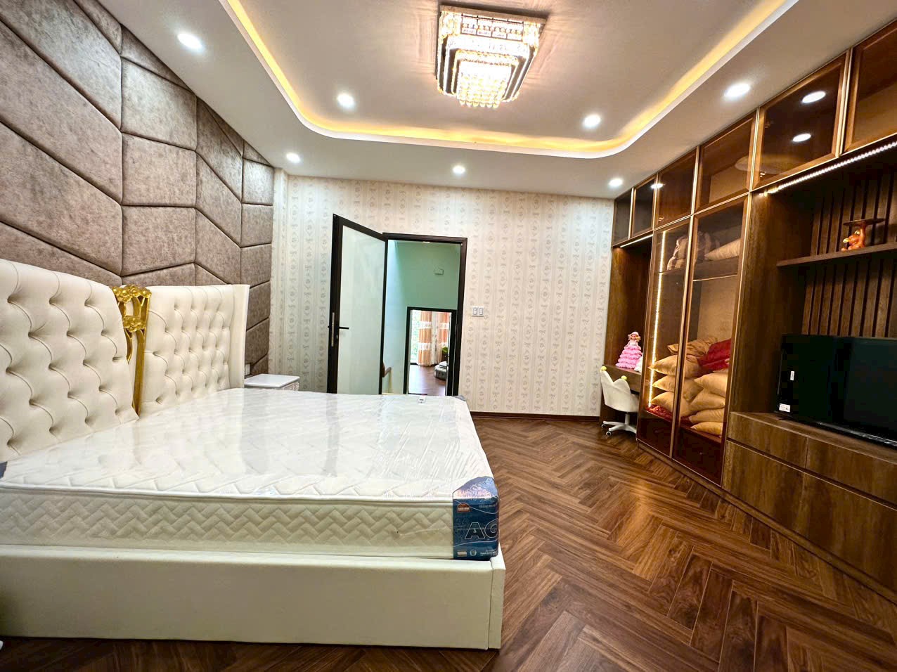 Cho thuê nhà đẹp gần 29/3 hoà xuân ,new 100% full nội thất cao cấp. Có sân vườn-anh-20