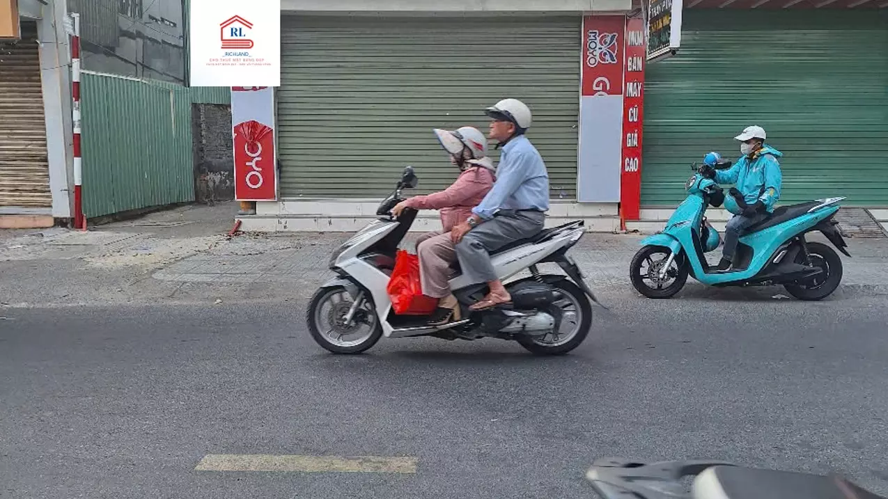 Cho Thuê Nhà Góc 2 Mặt Tiền Lê Văn Thọ P.9, Gò Vấp- Diện tích: 5,5m x 11m. Giá 28 triệu-anh-1