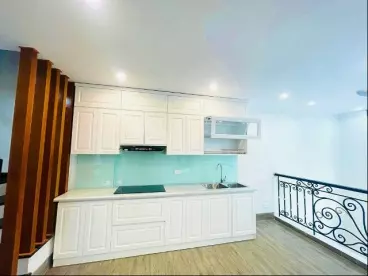 Bán nhà Lâm Du 37m2 x5 tầng, mới xây, thang máy, ô tô đỗ, vài bước ra phố-anh-2