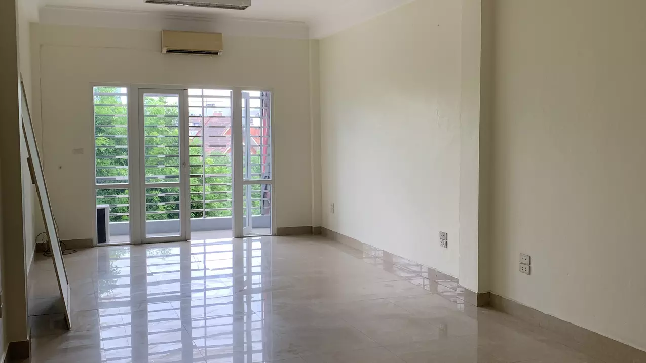 Cho thuê nhà mặt phố Trung Kính làm văn phòng-anh-4