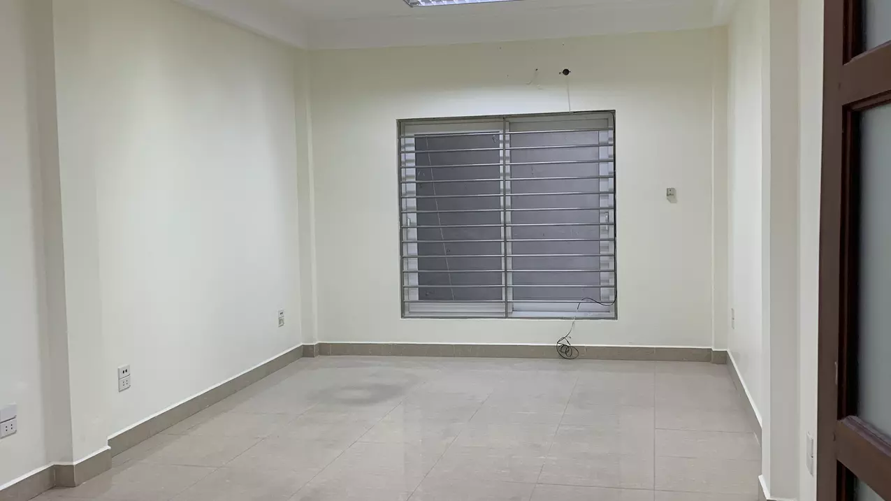 Cho thuê nhà mặt phố Trung Kính làm văn phòng-anh-5