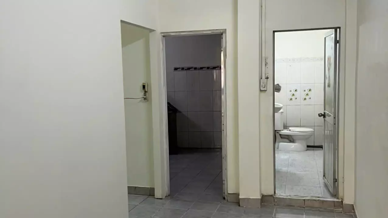 CHO THUÊ NHÀ MẶT TIỀN ĐƯỜNG ĐÌNH PHONG PHÚ – VỊ TRÍ ĐẸP, THUẬN TIỆN KINH DOANH & MỞ VĂN PHÒNG-anh-4