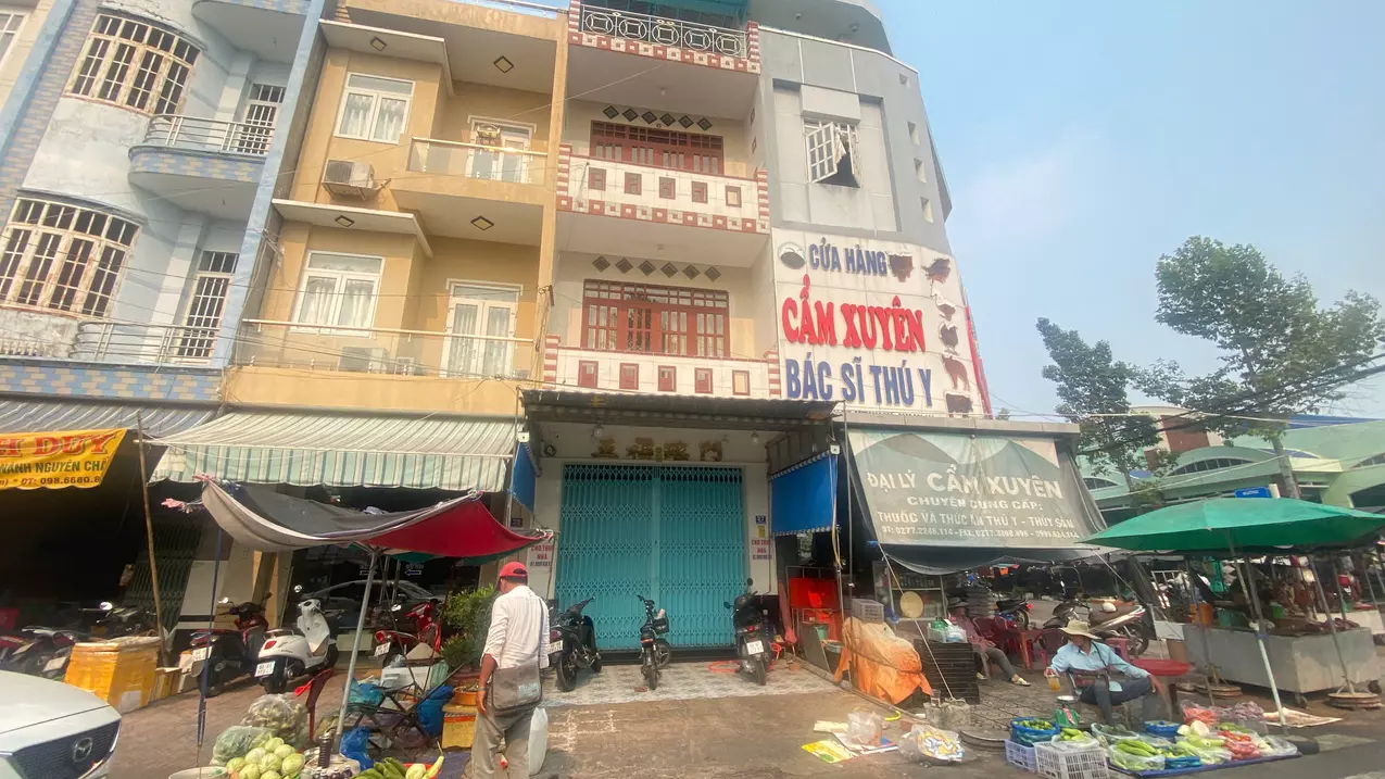 Cho Thuê Nhà Mặt Tiền Ngay Ngã Tư Chợ – Vị Trí Đẹp Tại Hồng Ngự, Đồng Tháp-anh-1
