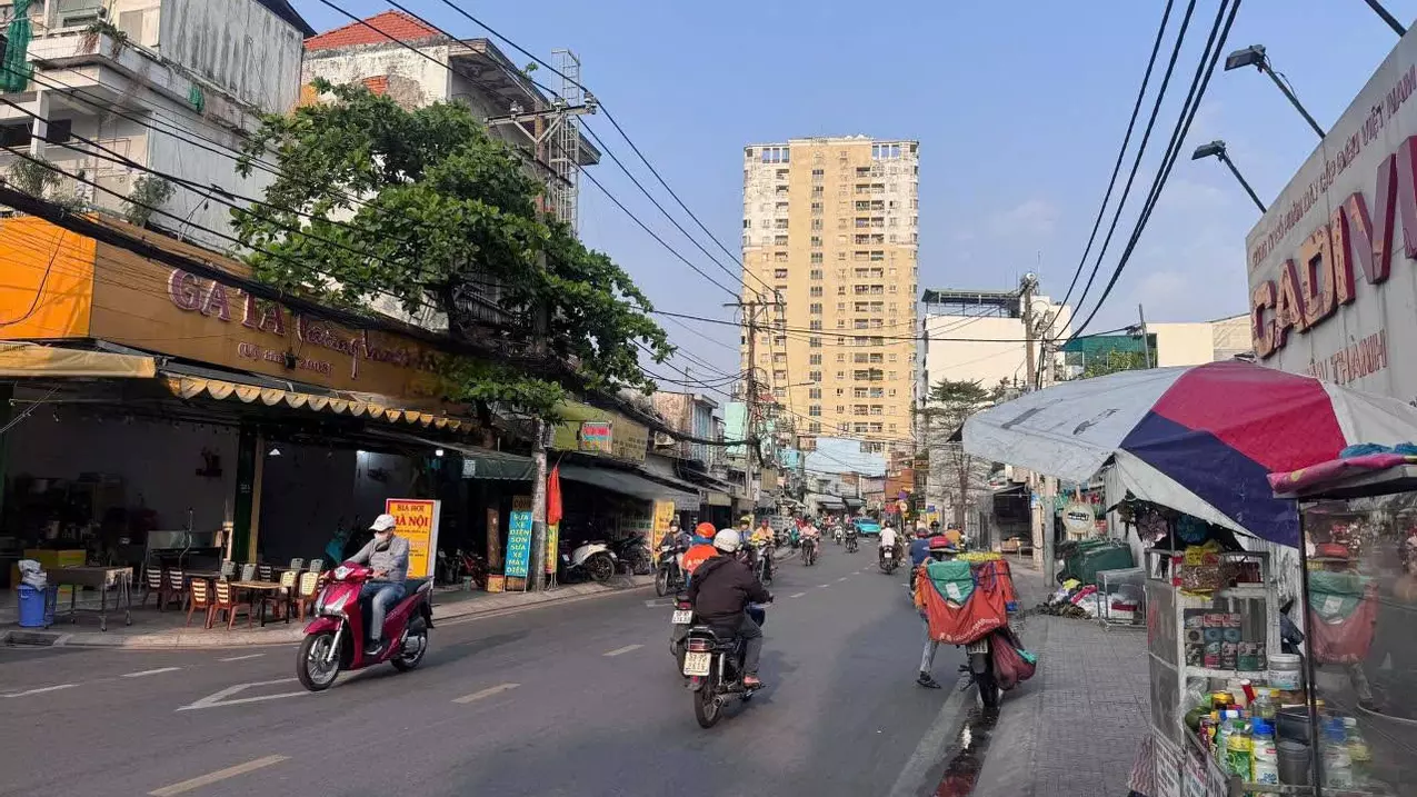Cho Thuê Nhà Mặt Tiền Tân Thành Q.Tân Phú 200m², 2TẦNG, CẠNH CHUNG CƯ-NGÃ TƯ-anh-3