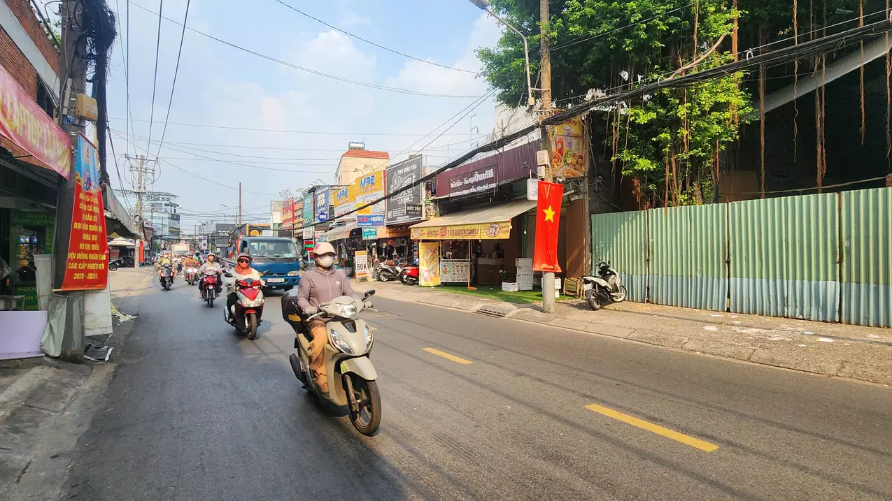 Cho thuê nhà Mặt tiền Thoại Ngọc Hầu q.Tân Phú 640m², NGANG 20M - CẠNH NGÃ TƯ-anh-3