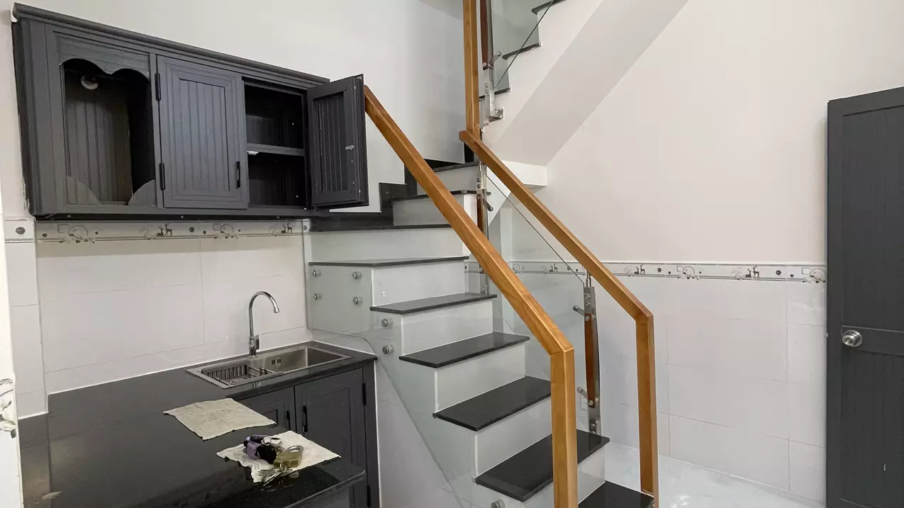 Cho thuê nhà mới xây Hẻm 23 HTB Q8-anh-2