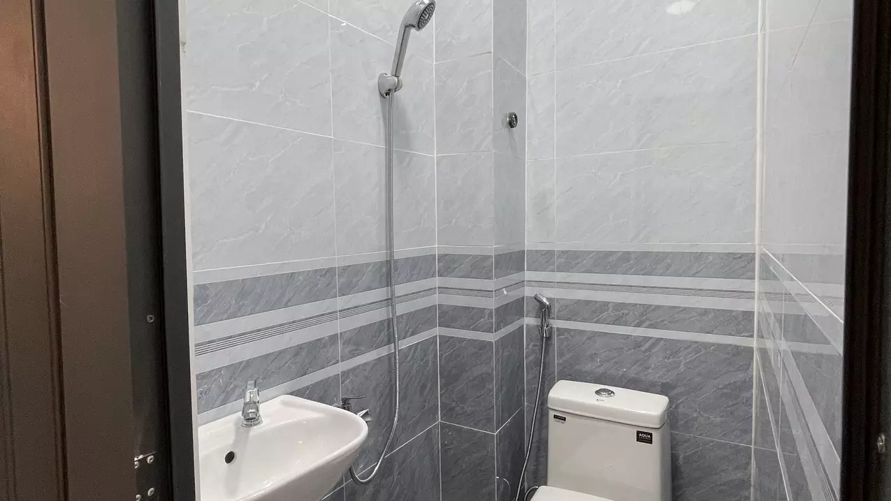 Cho thuê nhà mới xây Hẻm 23 HTB Q8-anh-4