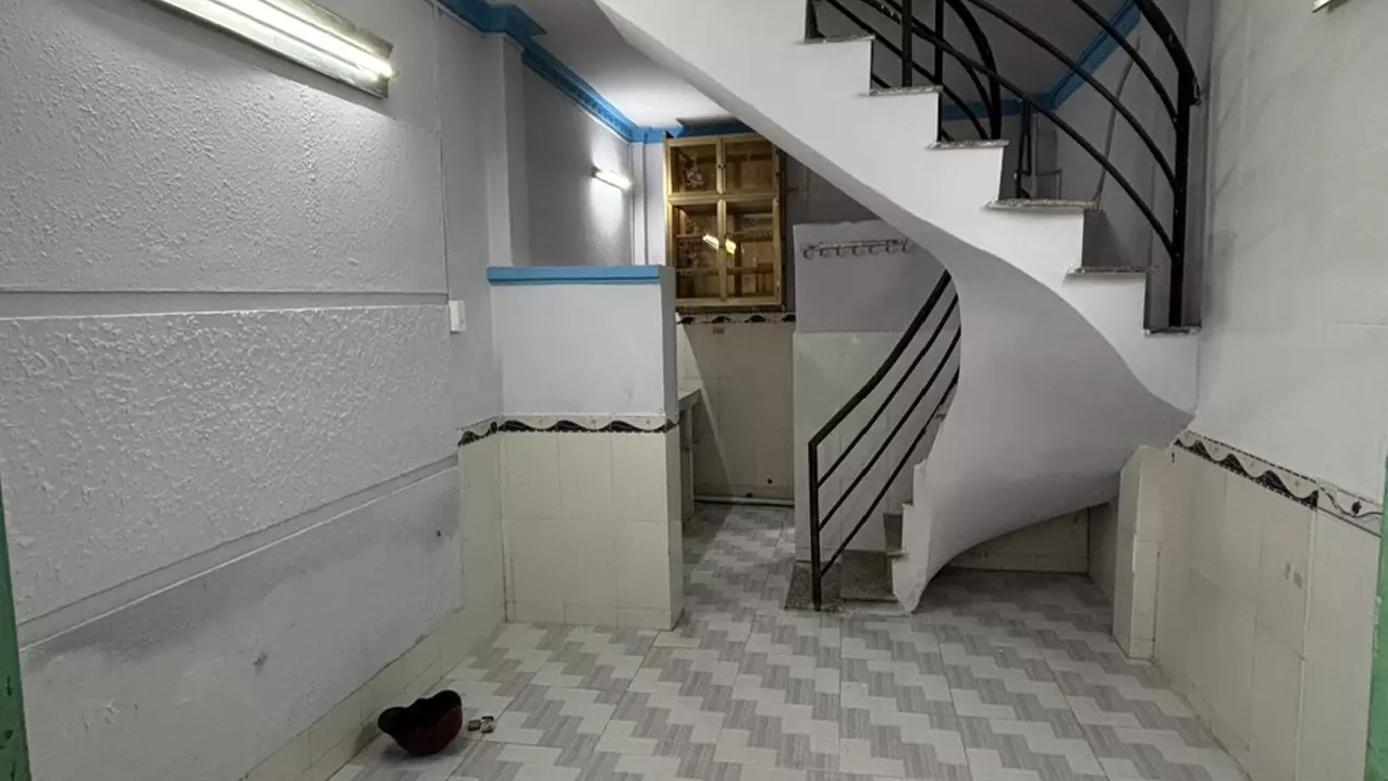 CHO THUÊ NHÀ NGUYÊN CĂN GỒM 1 TRỆT , 1 LẦU GẦN TRƯỜNG HỌC , CHỢ , SIÊU THỊ - MIỄN TRUNG GIAN-anh-3