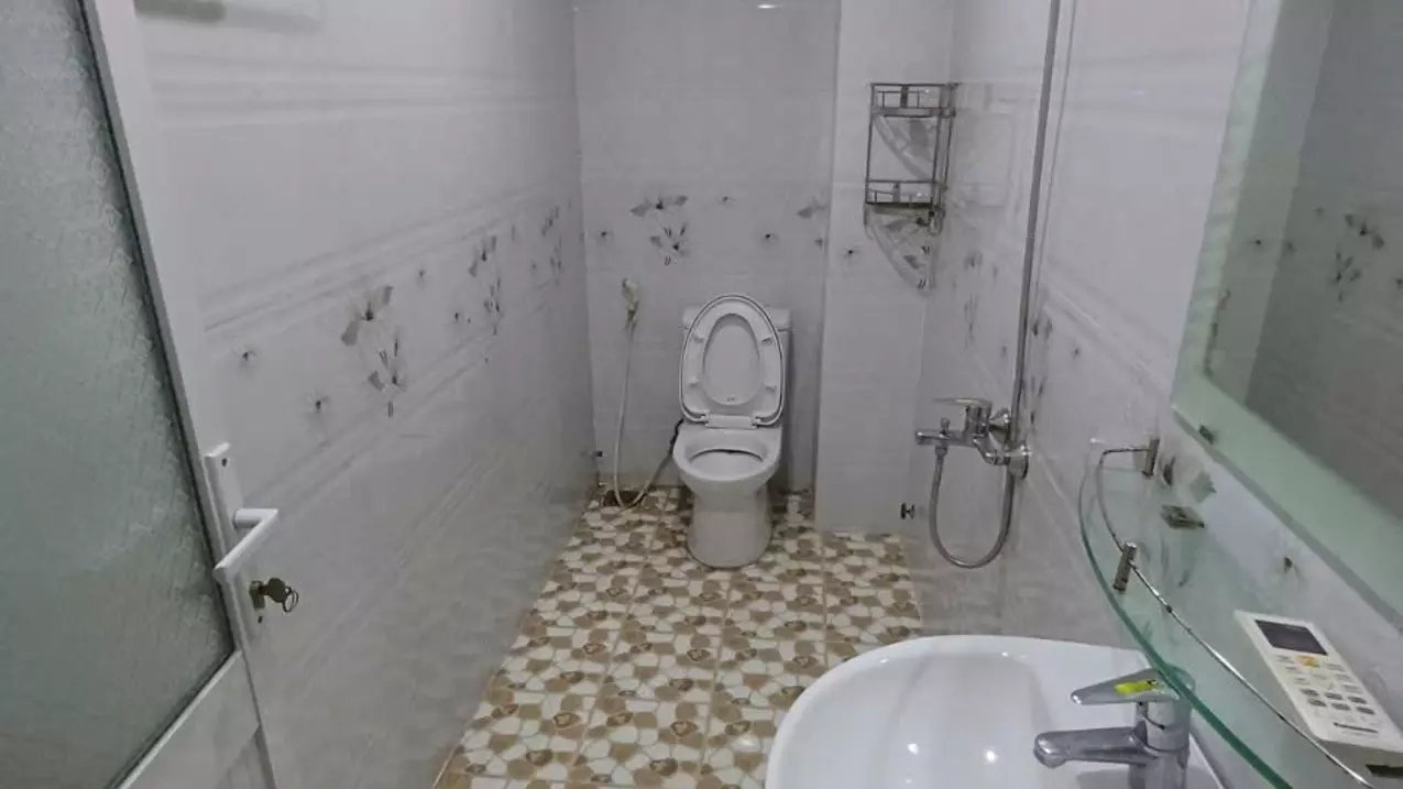 Cho thuê nhà nguyên căn mặt tiền Dương Đình Nghệ trung tâm và sầm uất khu hàn quốc 5Phòng ngủ-anh-1