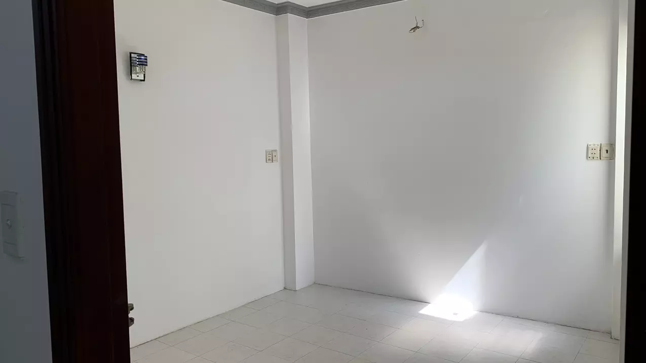 Cho thuê nhà nguyên căn ngay chợ Hoàng Hoa Thám-anh-4