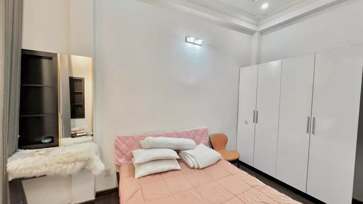 Cho Thuê Nhà Quận 1 - 4 Tầng - 2 PN - 14 Triệu-anh-2