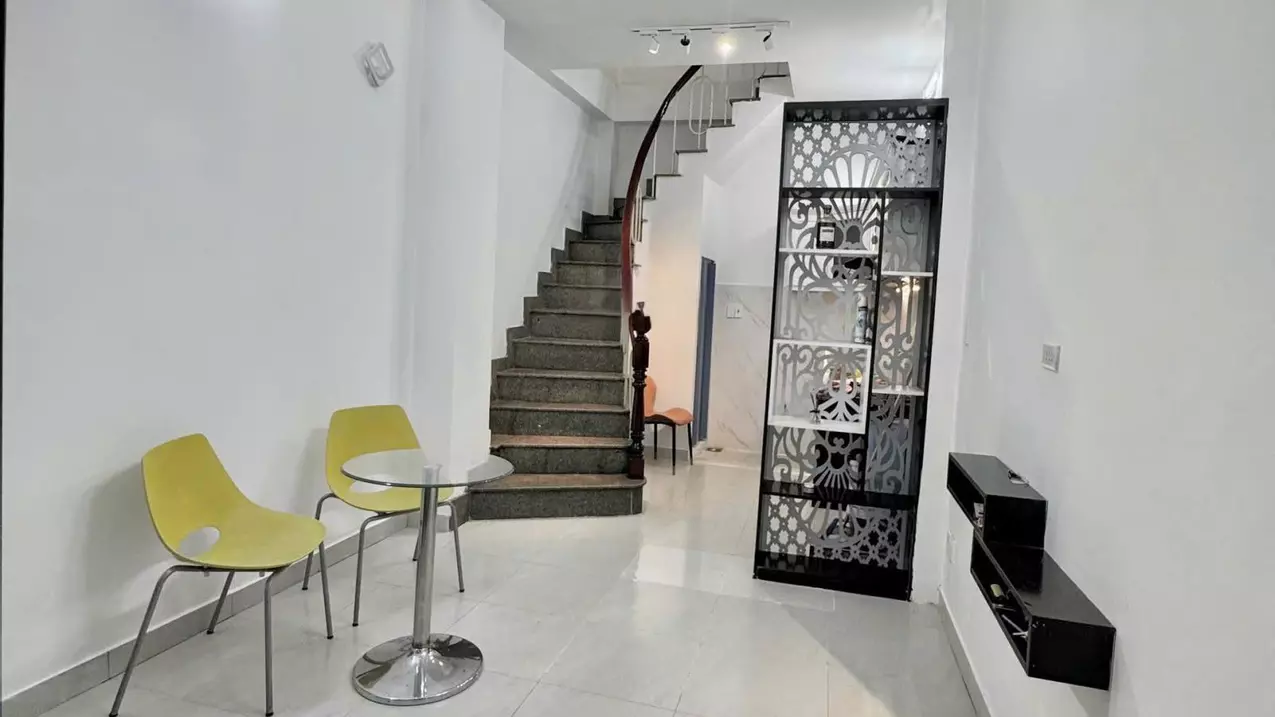 Cho Thuê Nhà Quận 1 - 4 Tầng - 2 PN - 14 Triệu-anh-3