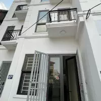 Cho thuê nhà riêng 4 tầng: 1 phòng khách + 4 phòng ngủ + 3 bvs-anh-2